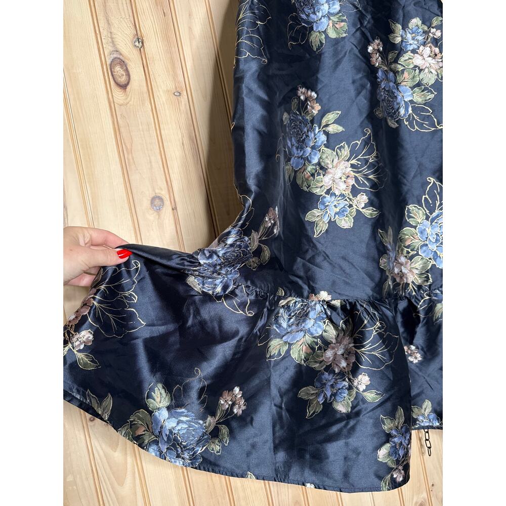 NWOT Lulus Sz XL Yashelle Navy Floral Taffeta Strapless Tiered Corset Midi Dress - Picture 3 of 6